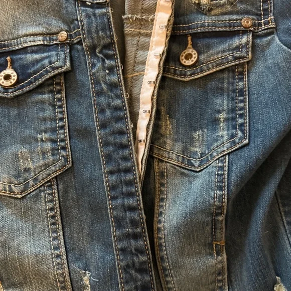 Jean jacket - Picture 3 of 3